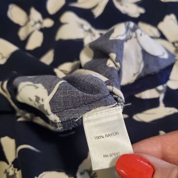 J.Jill Navy Floral A-Line Dress, pockets, 3/4 sleeve, rayon size Medium - Picture 7 of 10